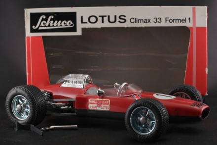 Lotus 33 in rot